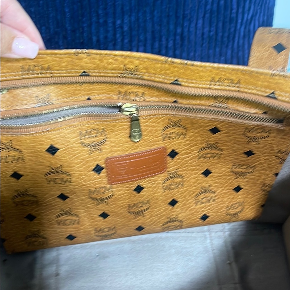 MCM Brown Leather Tote Bag - Picture 5 of 15